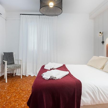 Mara Arenal Sevilla Ngoại thất bức ảnh